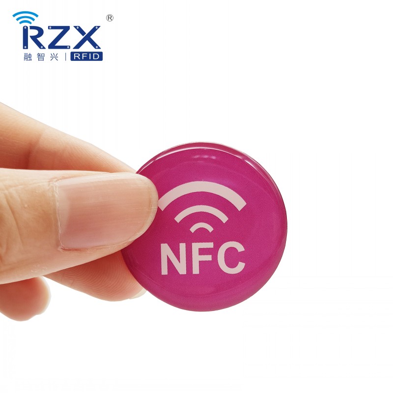 NFC手機社交媒體標簽